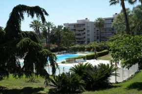 Superb 3 rooms with pool and tennis